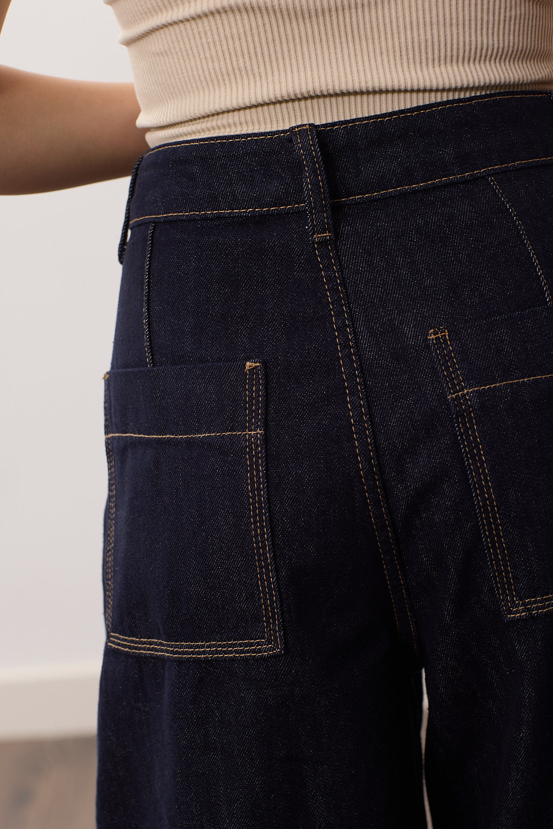 24FW-2201 | Balloon Jeans