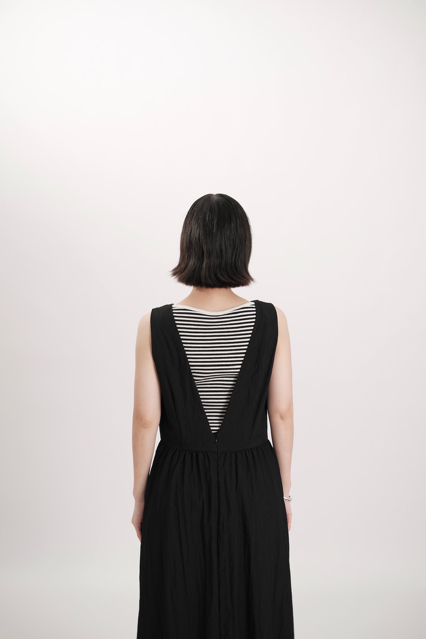 Striped Boat Neck Sleeveless Top | 23SS-2405