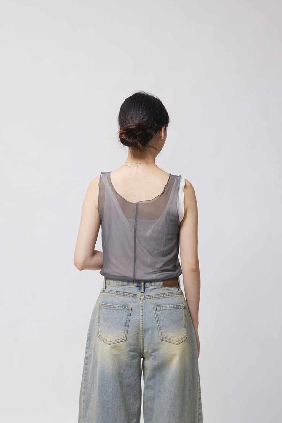 24SS-2436 | V-Neck Layer Vest