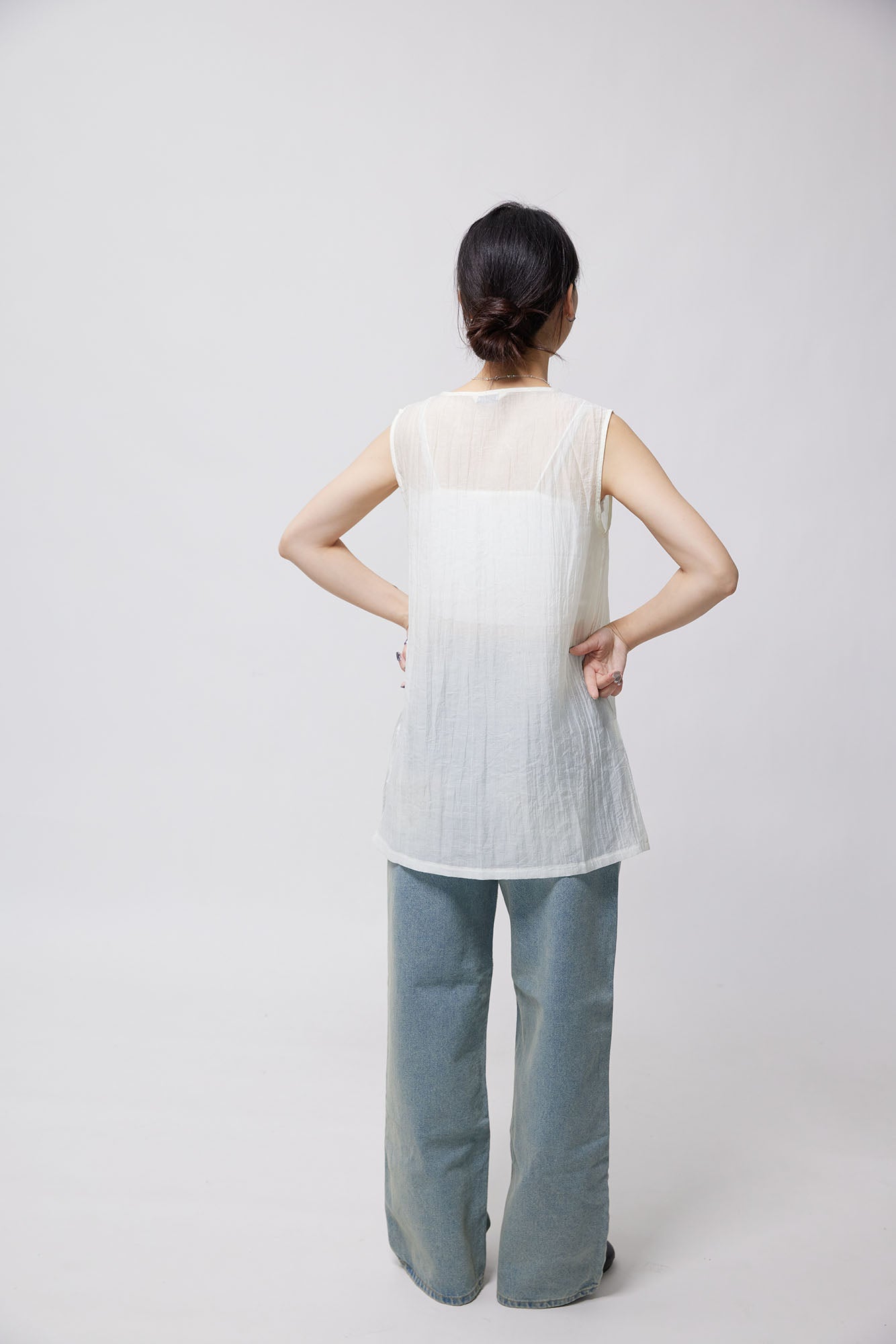 24SS-2438 | See-Though Sleeveless Top