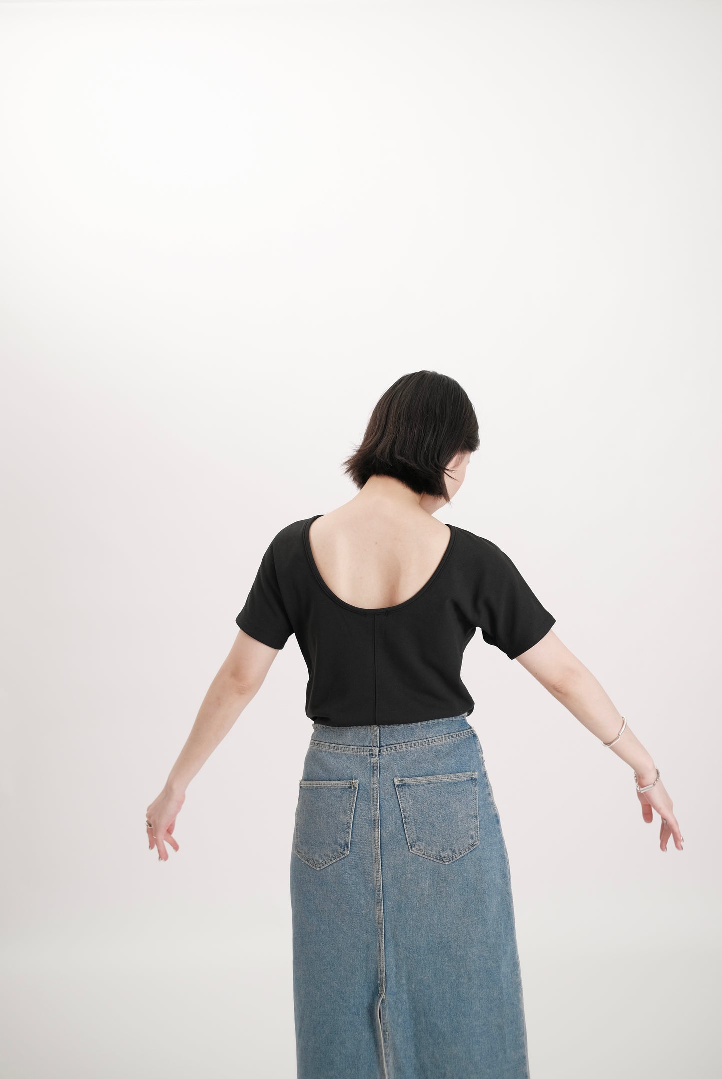 24SS-2420 | Backless Tee